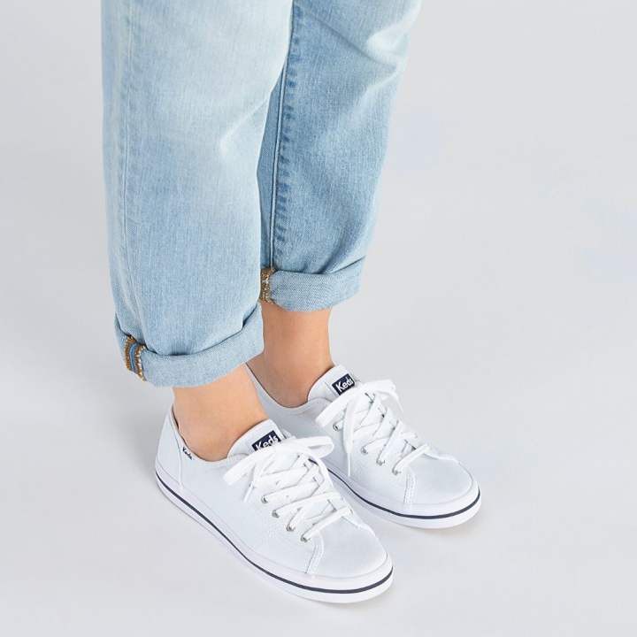 Hot! รองเท้าผ้าใบ ผู้หญิง KEDS WF54682 รุ่น KICKSTART SEASONAL SOLIDS สีขาว