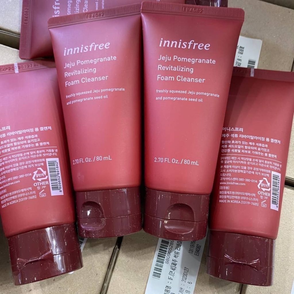 เพิ่มประสิทธิภาพกิจวัตรการดูแลผิวของคุณด้วย Innisfree Jeju Pomegranate Revitalizing Foam Cleanser รีวิว